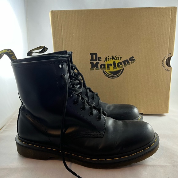 Dr. Martens Other - Pre-owned Dr. Martens 1460 Smooth Leather Men's Boots - Black W/Original Box